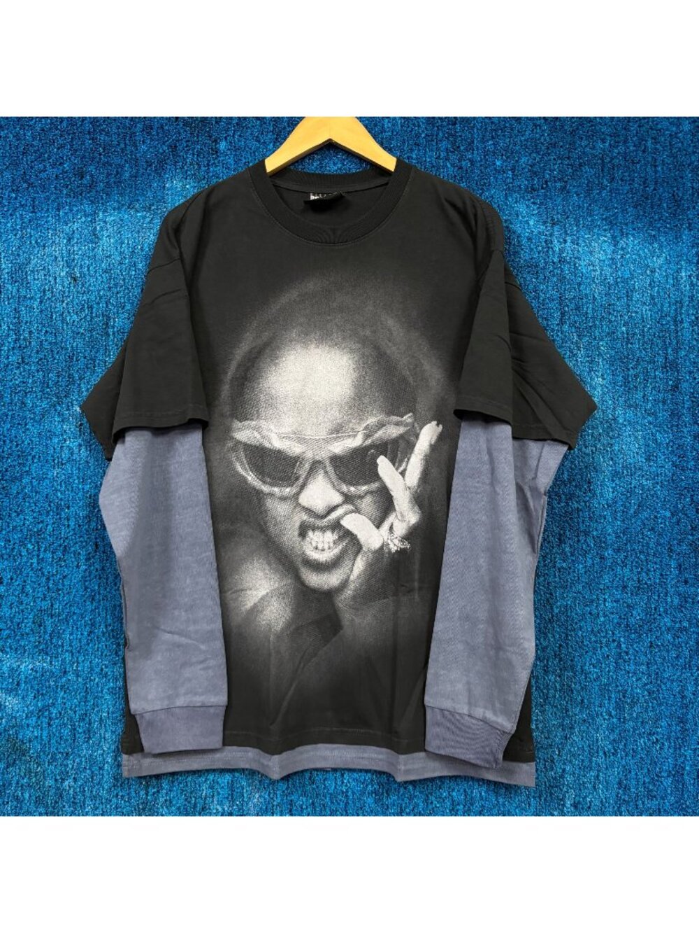 Rihanna 20th Anniversary Rap Layered LS Shirt Size Large